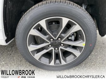 JEEP Grand Cherokee L Overland 1C4RJKDT9N8509243 142114