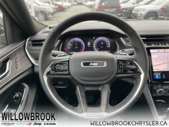 JEEP Grand Cherokee L Overland 1C4RJKDT9N8509243 142115