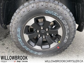 RAM 1500 Rebel 1C6SRFLT5NN196462 142129