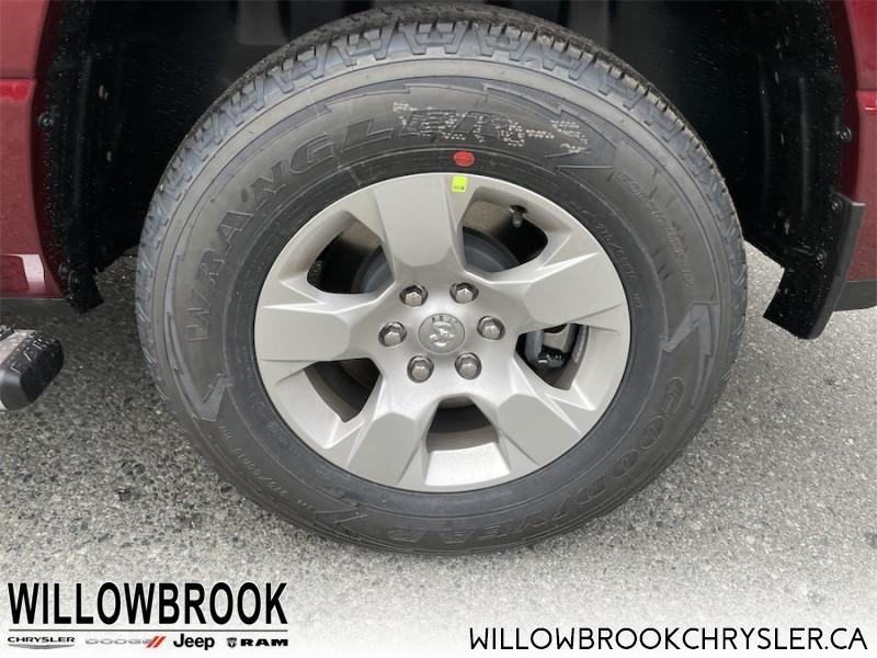 RAM 1500 Big Horn 1C6RRFFG8NN133661 142176