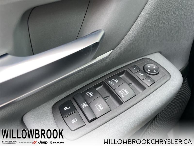 RAM 1500 Big Horn 1C6RRFFG8NN133661 142180