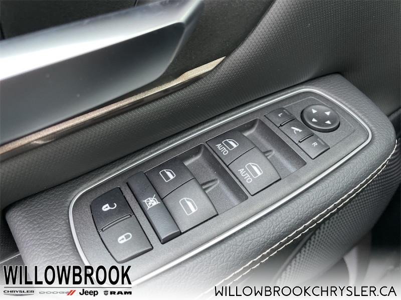 RAM 1500 Sport 1C6SRFVT0NN108267 142163