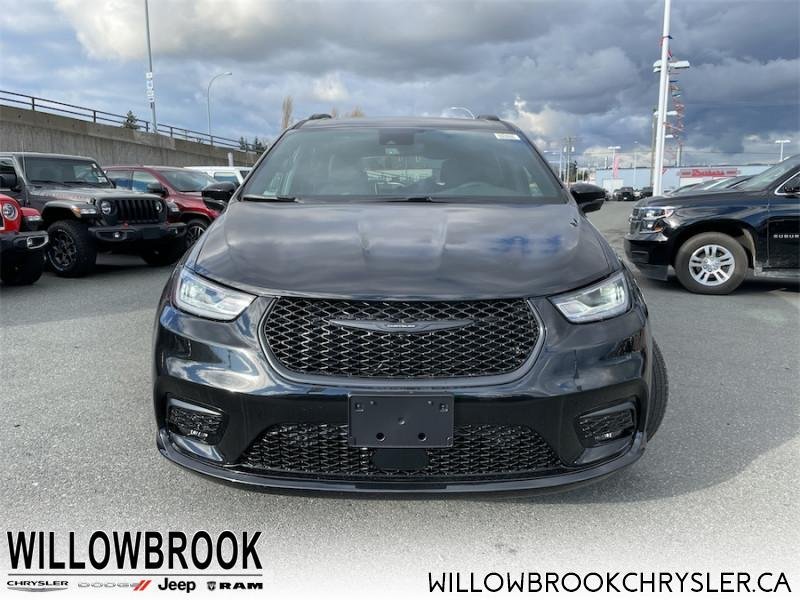 CHRYSLER Pacifica Limited 2C4RC3GG4NR119654 143801