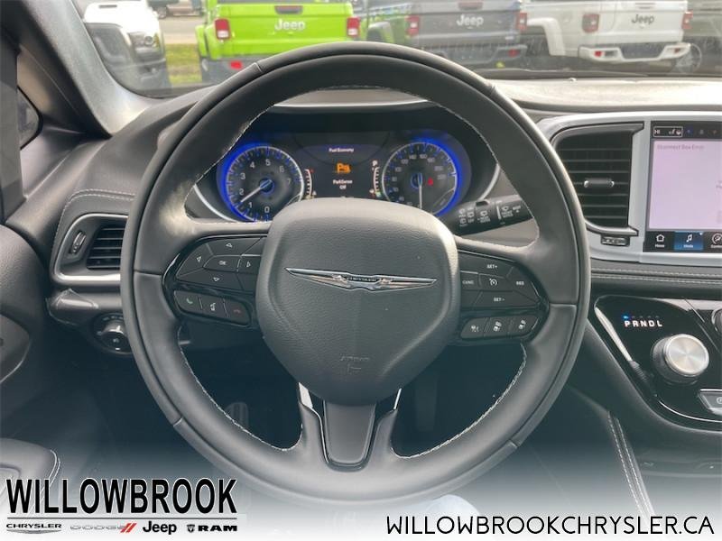 CHRYSLER Pacifica Limited 2C4RC3GG4NR119654 143808