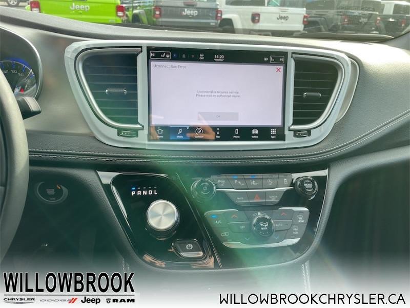 CHRYSLER Pacifica Limited 2C4RC3GG4NR119654 143810