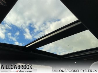 CHRYSLER Pacifica Limited 2C4RC3GG4NR119654 143815