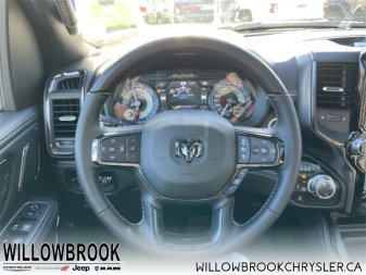 RAM 1500 Limited 1C6SRFHT0NN127672 143825