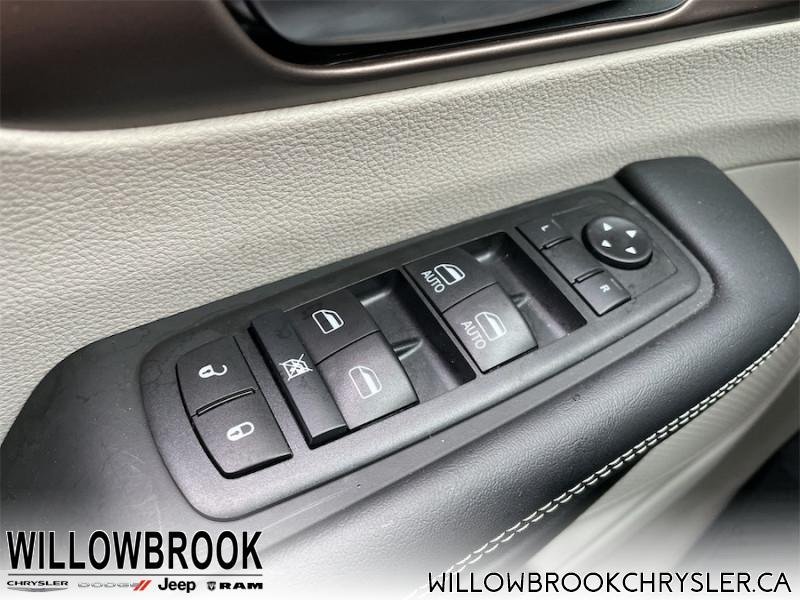 CHRYSLER Grand Caravan SXT 2C4RC1ZG0MR517220 141127