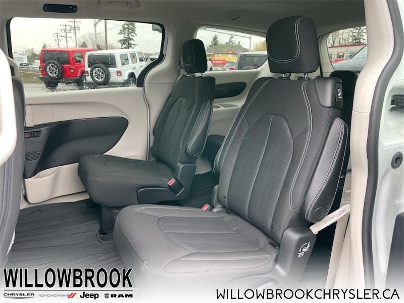 CHRYSLER Grand Caravan SXT 2C4RC1ZG0MR517220 141129