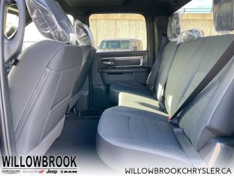 RAM 1500 Classic Warlock 1C6RR7LG2NS122635 143847