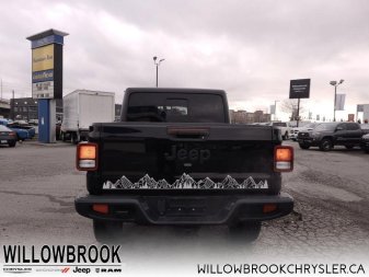 JEEP Gladiator Sport S 1C6HJTAG6LL104130 144684