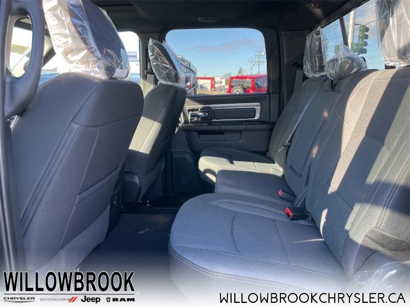 RAM 1500 Classic Warlock 1C6RR7LT8MS557526 143878