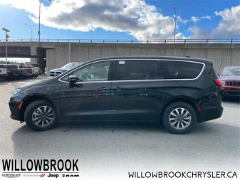 CHRYSLER Pacifica Hybrid Touring-L 2C4RC1L7XNR107941 143886