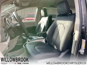 CHRYSLER Pacifica Hybrid Touring-L 2C4RC1L7XNR107941 143892