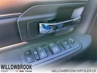 RAM 1500 Classic Warlock 1C6RR7LG8NS122638 143921