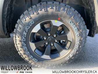 RAM 1500 Rebel 1C6SRFLT2NN196399 143948