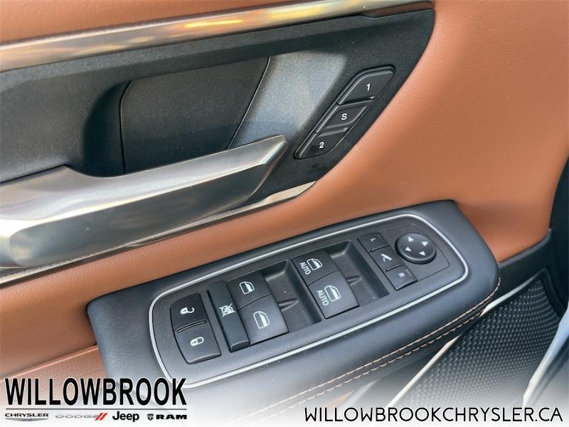 RAM 1500 Limited Longhorn 1C6SRFKT3NN215155 143936