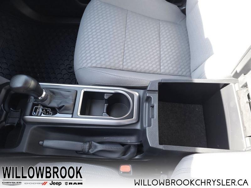 TOYOTA Tacoma SR  - Low Mileage 3TYDZ5BN5NT007970 144258