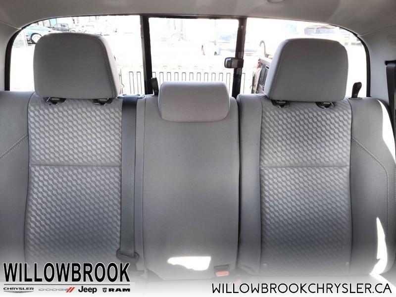 TOYOTA Tacoma SR  - Low Mileage 3TYDZ5BN5NT007970 144259