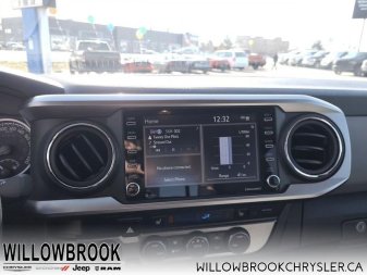 TOYOTA Tacoma SR  - Low Mileage 3TYDZ5BN5NT007970 144255