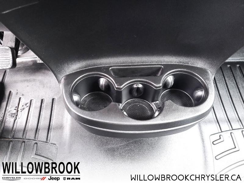 RAM ProMaster Cargo Van 1500 Low Roof 136" WB 3C6TRVAG3JE120001 144941