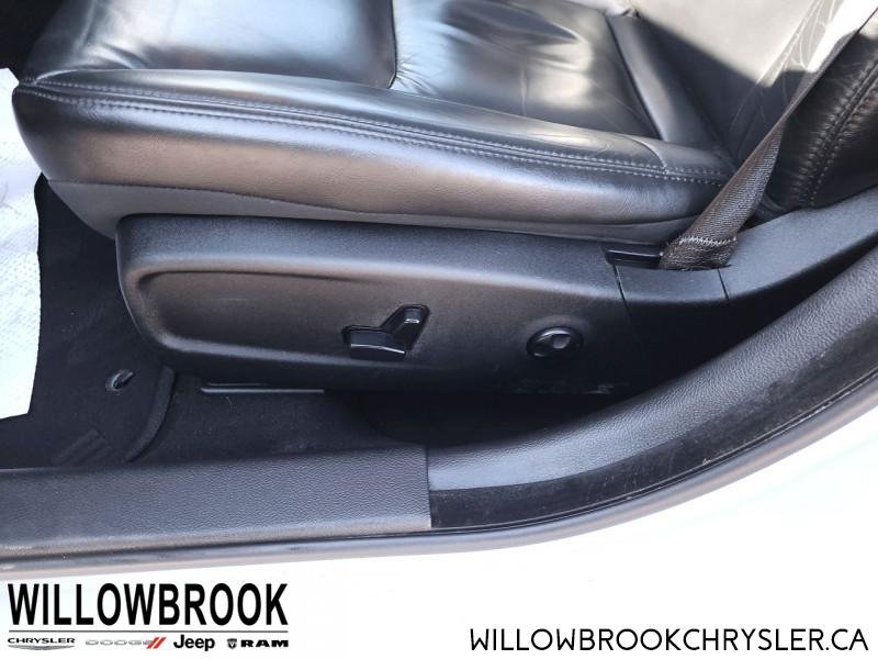 CHRYSLER 300  2C3CCAAG8KH666242 145072