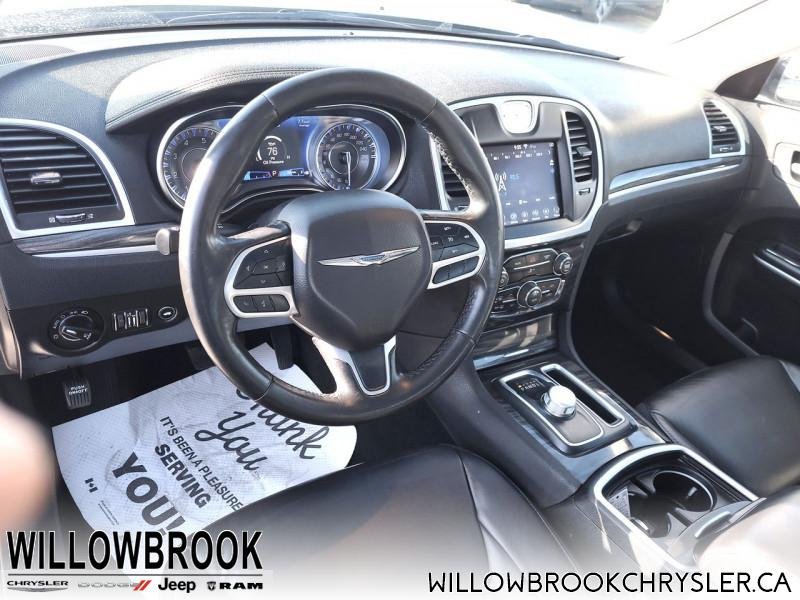 CHRYSLER 300  2C3CCAAG8KH666242 145074