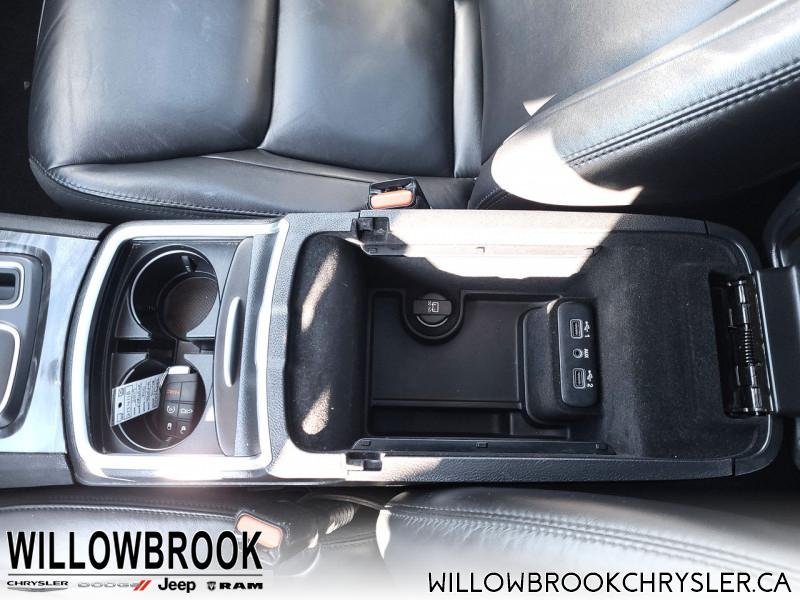 CHRYSLER 300  2C3CCAAG8KH666242 145081