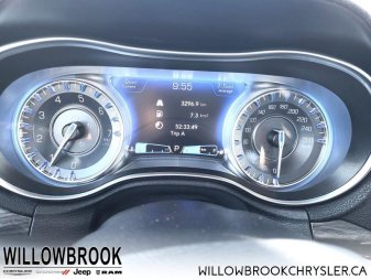 CHRYSLER 300  2C3CCAAG8KH666242 145075