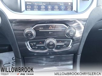 CHRYSLER 300  2C3CCAAG8KH666242 145079