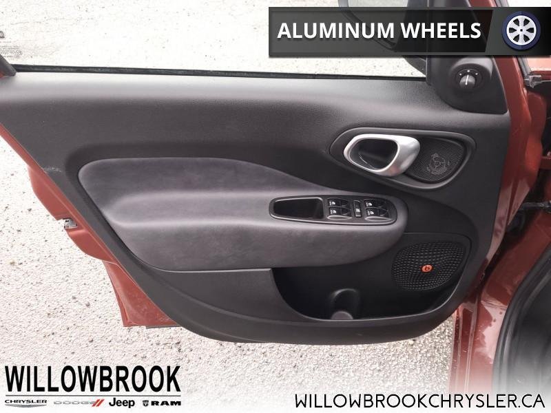 FIAT 500L Lounge  - Low Mileage ZFBCFACH4FZ036610 145635