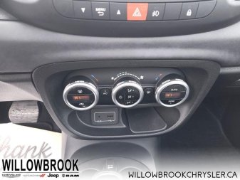 FIAT 500L Lounge  - Low Mileage ZFBCFACH4FZ036610 145641