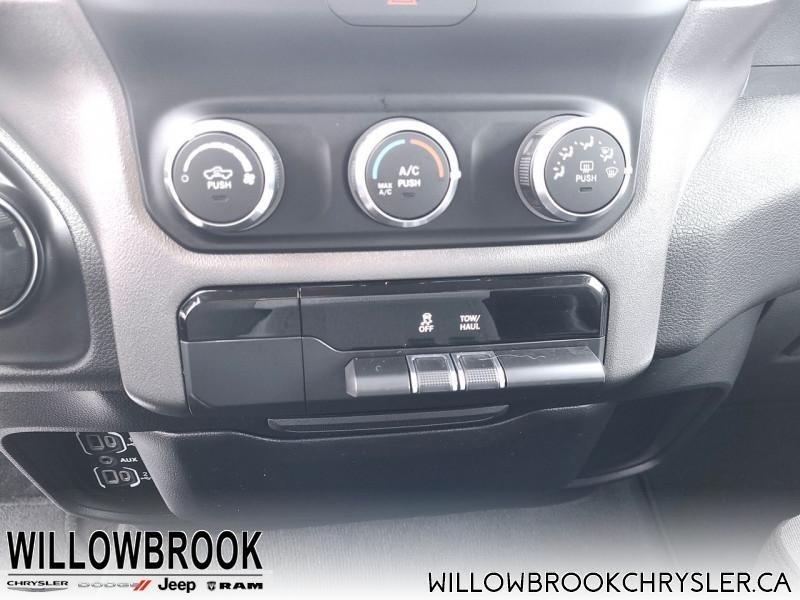 RAM 1500 Big Horn 1C6SRFBT4KN852423 146771