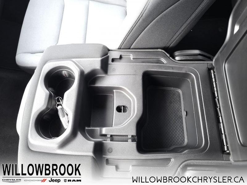 RAM 1500 Big Horn 1C6SRFBT4KN852423 146773