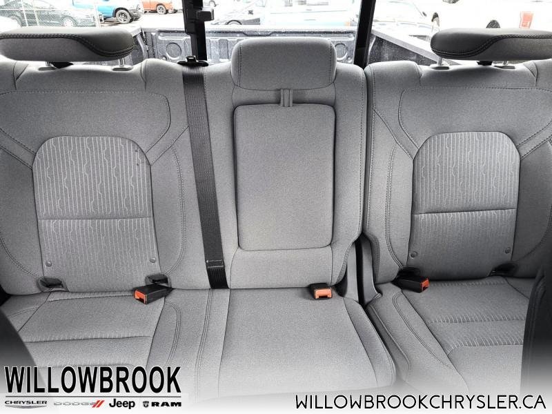 RAM 1500 Big Horn 1C6SRFBT4KN852423 146774