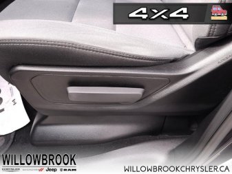 RAM 1500 Big Horn 1C6SRFBT4KN852423 146764