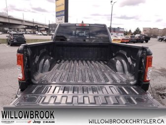 RAM 1500 Big Horn 1C6SRFBT4KN852423 146776