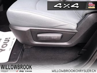 RAM 1500 ST 1C6RR7FG0JS346038 146576