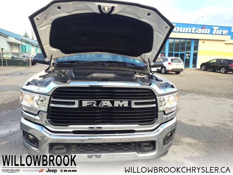 RAM 3500 Big Horn  - Low Mileage 3C63R3DL0LG157222 146680