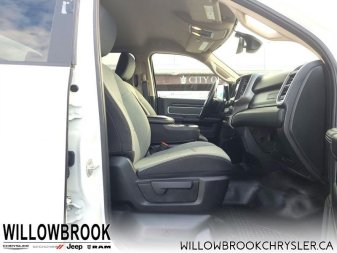 RAM 3500 Big Horn  - Low Mileage 3C63R3DL0LG157222 146679