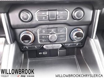 CHEVROLET Tahoe - Low Mileage 1GNSKPKD9MR271532 146730