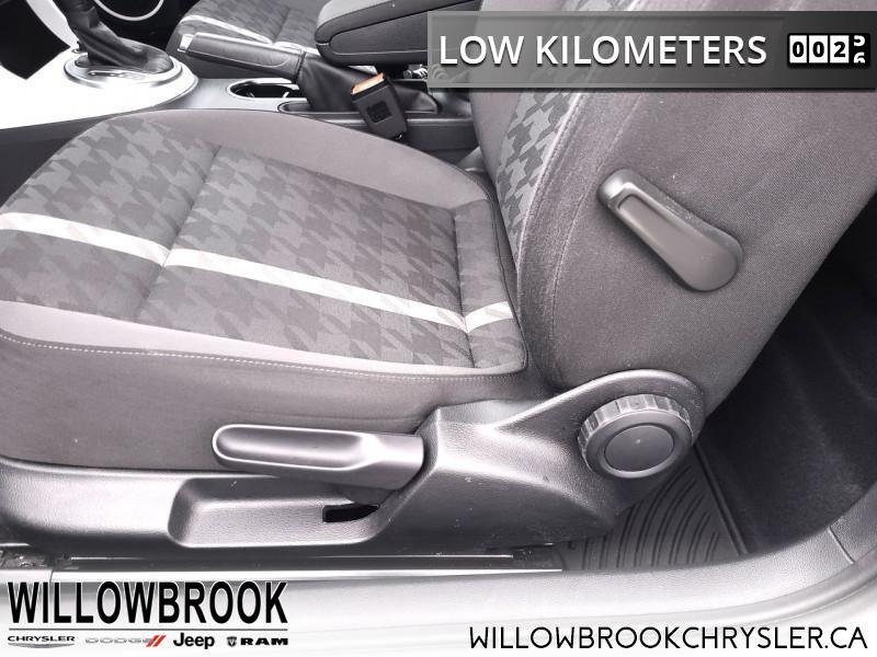 VOLKSWAGEN Beetle Trendline  - Low Mileage 3VWJD7AT3JM728546 147089