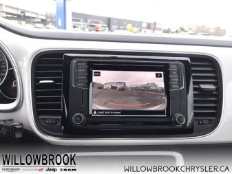 VOLKSWAGEN Beetle Trendline  - Low Mileage 3VWJD7AT3JM728546 147094