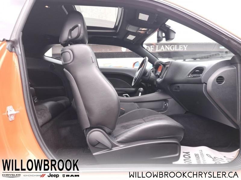 DODGE Challenger - Low Mileage 2C3CDZBT8JH262265 147692