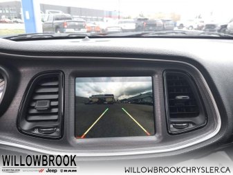 DODGE Challenger - Low Mileage 2C3CDZBT8JH262265 147683