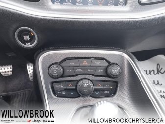 DODGE Challenger - Low Mileage 2C3CDZBT8JH262265 147685