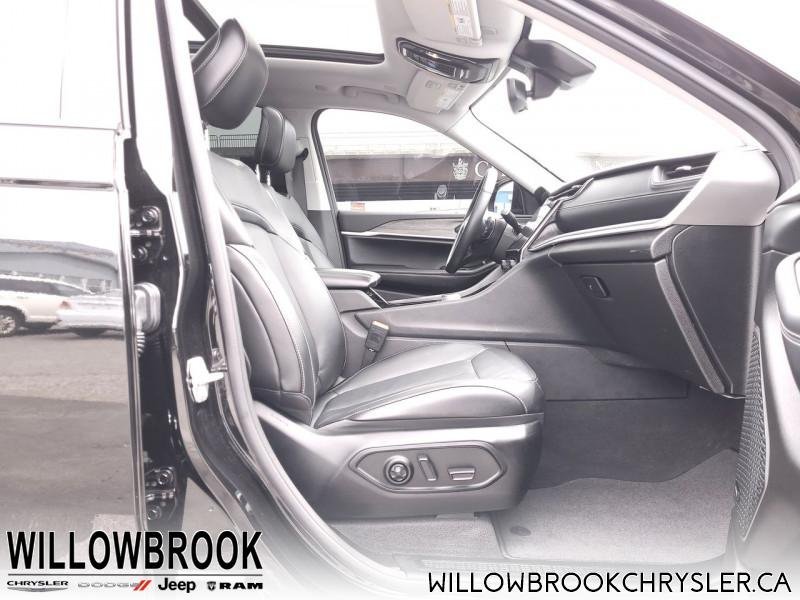 JEEP Grand Cherokee L Limited  - Low Mileage 1C4RJKBG7M8150527 149467