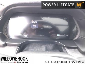 JEEP Grand Cherokee L Limited  - Low Mileage 1C4RJKBG7M8150527 149455