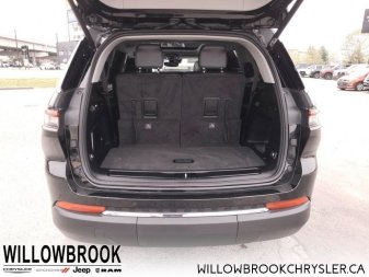 JEEP Grand Cherokee L Limited  - Low Mileage 1C4RJKBG7M8150527 149466