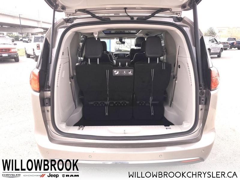 CHRYSLER Pacifica Touring-L Plus 2C4RC1EGXJR286991 148822